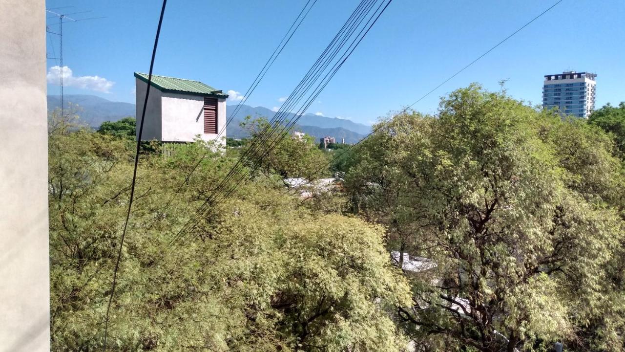 Acogedor departamento frente al Parque Cívico Mendoza Exterior foto